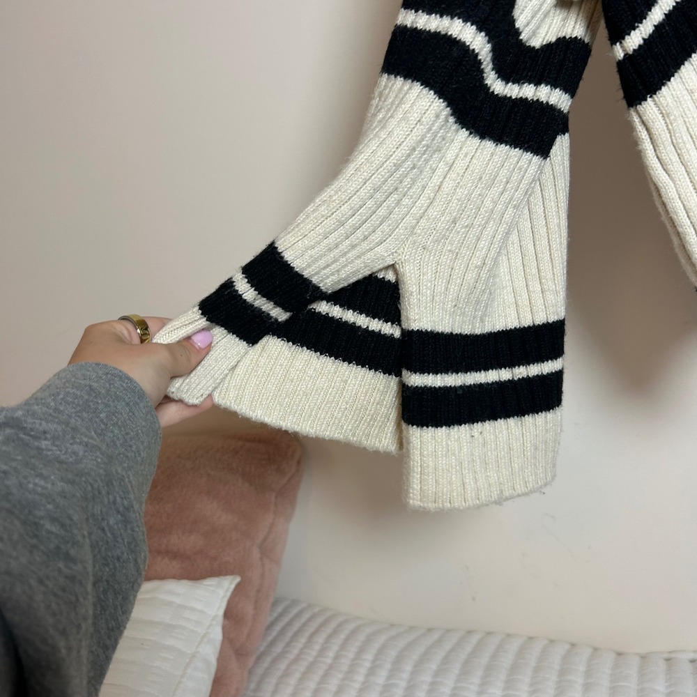H&M Striped Ribbed‎ Turtleneck Sweater Cream Black Split Cuff Oversized Small - Picture 4 of 6